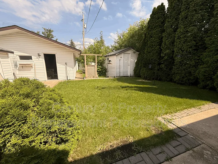 9503 Sherridon Dr — Photo 23