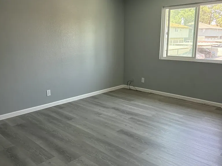 511 Courier Ave #D — Photo 6