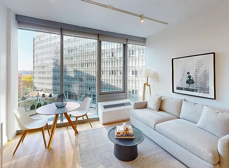 550 W 54th St #806 — Photo 1