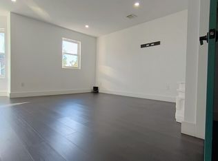 101 4th Ave, Newark, NJ 07104