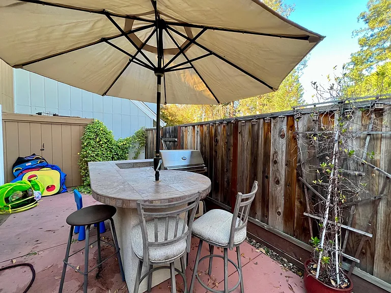 248 Pine Wood Ln — Photo 33