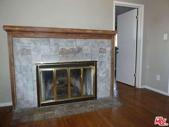 5th image of 1821 Las Flores Dr