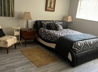 5660 SW 4th St, Plantation, FL 33317