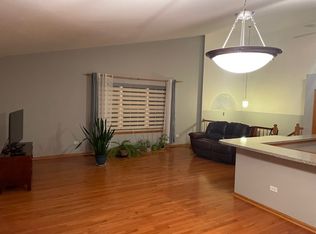 (Undisclosed Address), Oak Forest, IL 60452