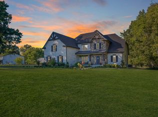 5065 Pickering Rd, Clarksville, TN 37043