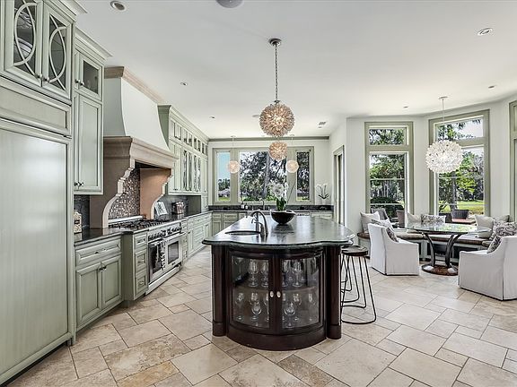 4th image of 6110 Saint Andrews Ct