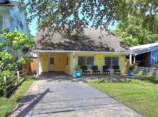 310 E Shore Dr, Clear Lake Shores, TX 77565