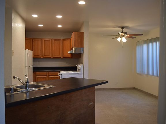 2nd image of 210 W Vermont Ave #103