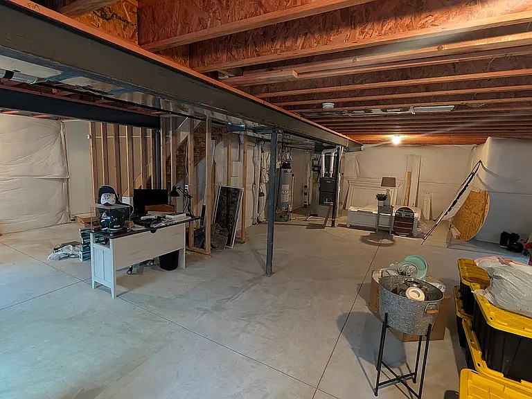 6452 Vedder Dr — Photo 28