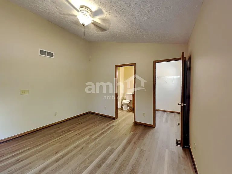 172 Steiger Ct — Photo 12