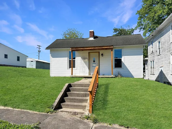 119 N High St, New Lexington, OH 43764