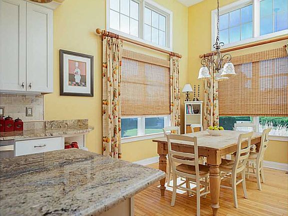 5th image of 35 Ivy Garden Way #35