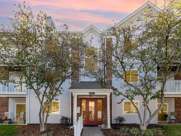 210 Carrington Pl #311, Loveland, OH 45140