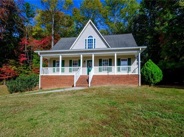 149 Kanah Ct, Winston Salem, NC 27107