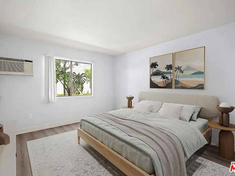 18530 Hatteras St #115 — Photo 8
