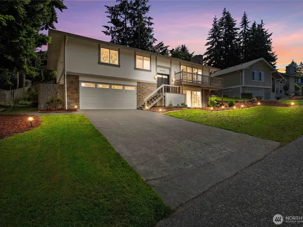 3907 SW 328th St, Federal Way, WA 98023