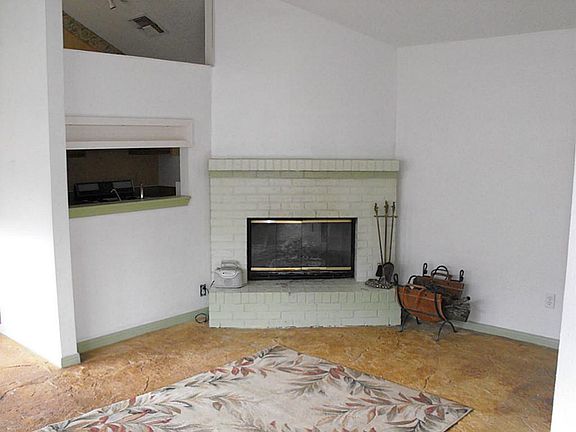 Fire place in the corner.