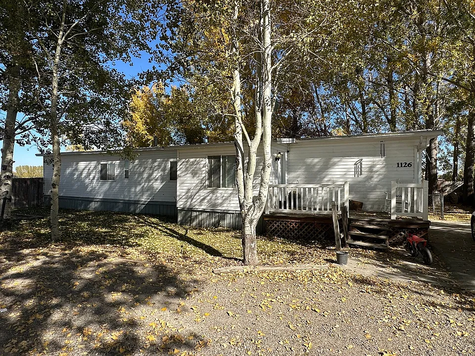 1126 N 4458 W