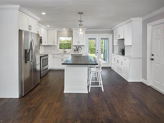5th image of 18 Lanai CIR