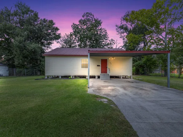 3818 Hodges St, Lake Charles, LA 70605