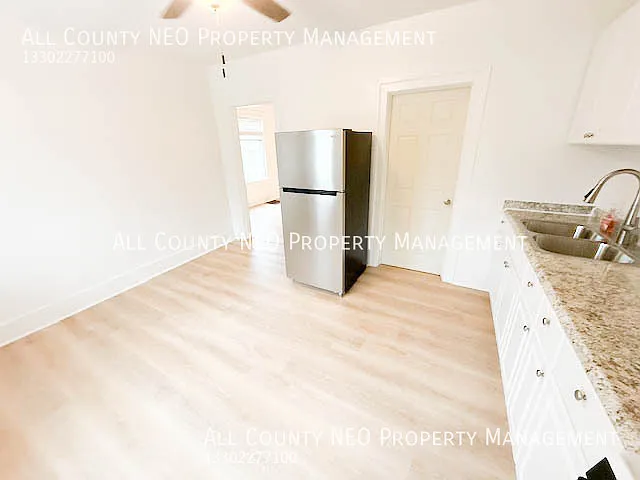 271 Grant St #A — Photo 6