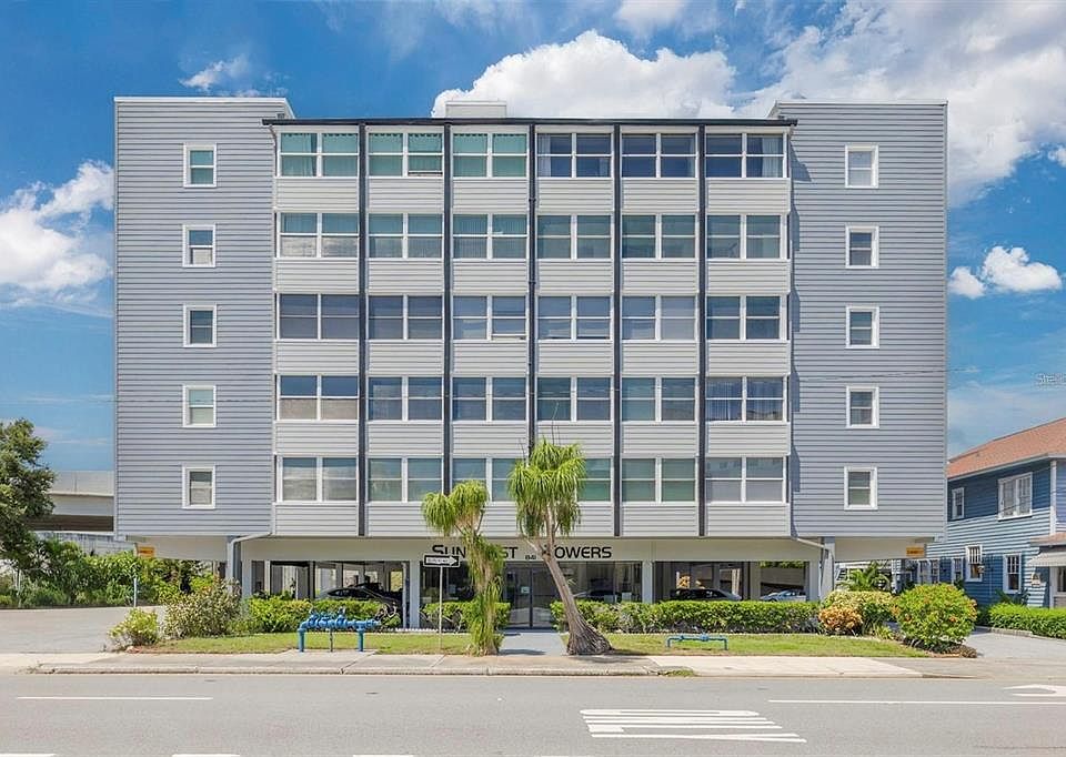 1st image of 841 4TH AVENUE N #53