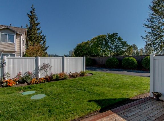 5th image of 11127 63rd St E