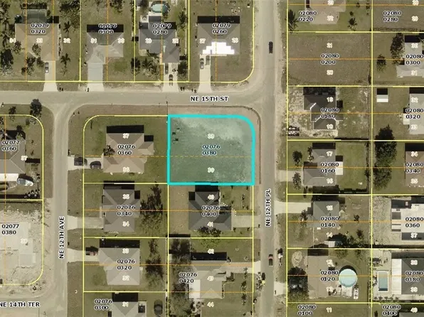 1420 NE 12th Pl, Cape Coral, FL 33909