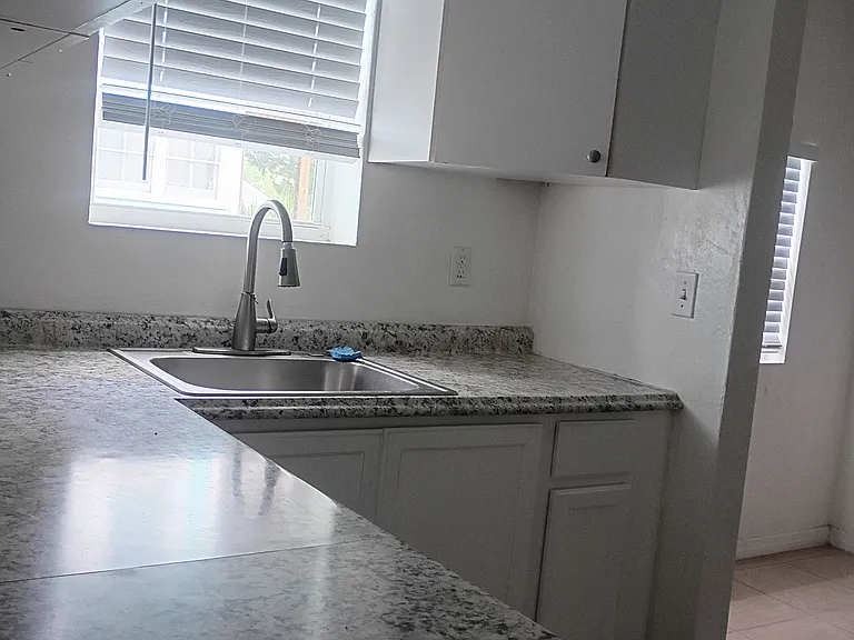 611 Ora St #4 — Photo 20