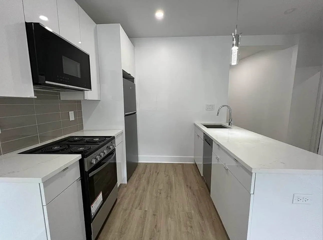 1745 President Street — Photo 4