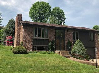 245 S Circle Dr, Weirton, WV