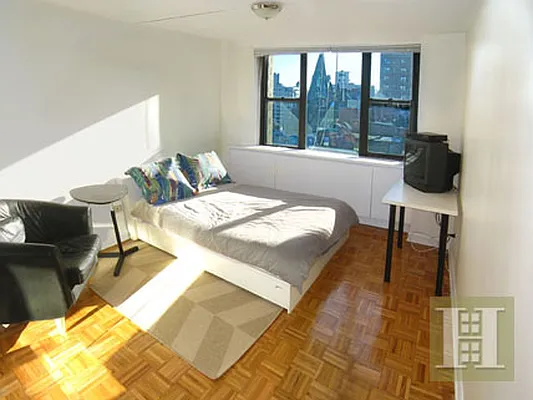 Sold by Halstead Real Estate | media 19