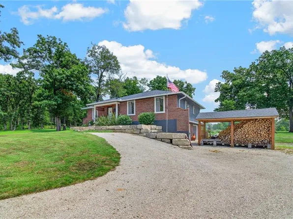 21801 S Martha Rd, Peculiar, MO 64078