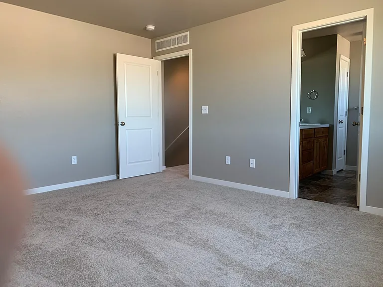 3960 Hackberry St — Photo 7