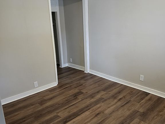 5th image of 3950 S Dixie Rd #7