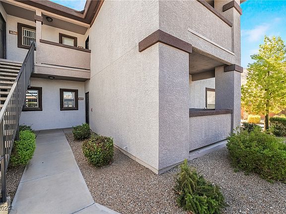 3rd image of 45 Maleena Mesa St APT 615