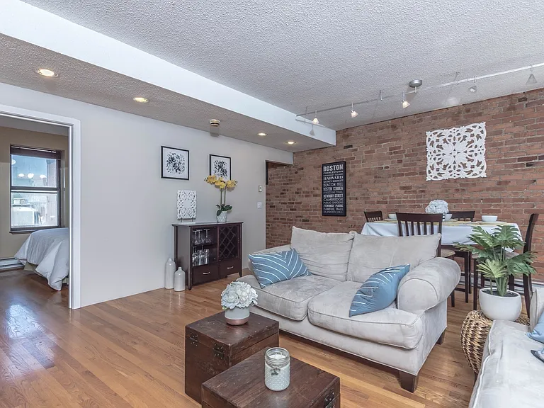 2 Cypress Rd #204 — Photo 1