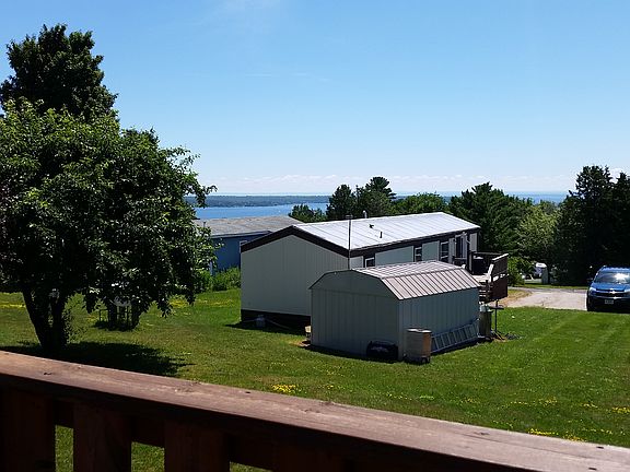 Very quiet neighborhood