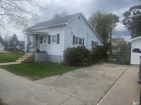821 S 2nd Ave, Alpena, MI 49707