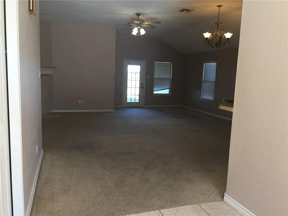 2nd image of 1202 Meadow Brook Dr #0