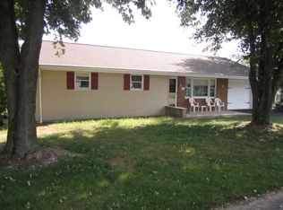 22 Parkview Dr, Elizabethtown, PA