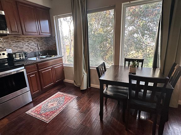 5th image of 45 Las Flores Dr Unit 3