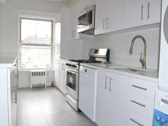 5th image of 114 Montague St #2