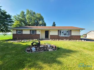 19104 County Road O, West Unity, OH 43570
