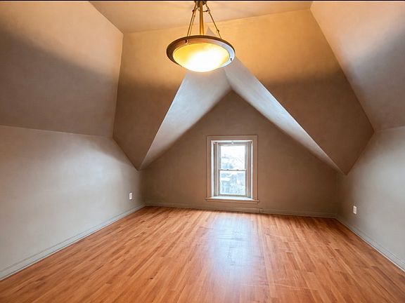 5th image of 429 Prospect Ave #5