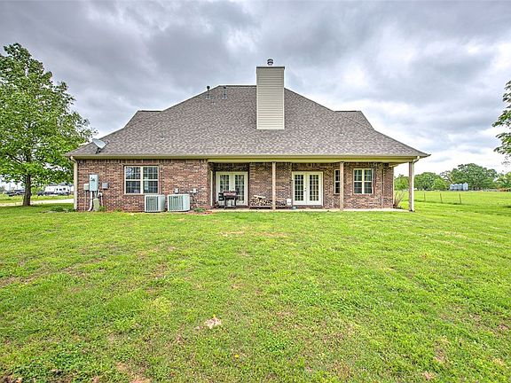 5th image of 222 Spring Creek Rd