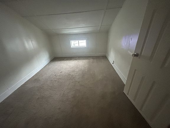 3rd image of 17 Buffalo St #A