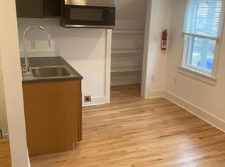 426 3rd St #2, Ann Arbor, MI 48103