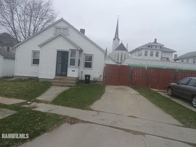 2nd image of 244 W Broadway St
