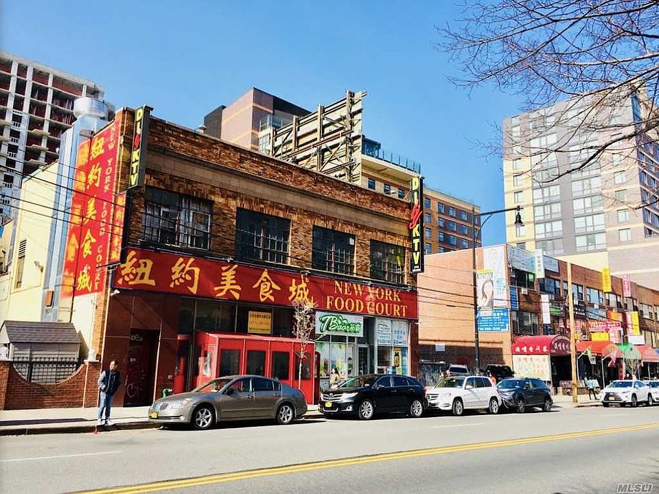 1st image of 13335 Roosevelt Ave